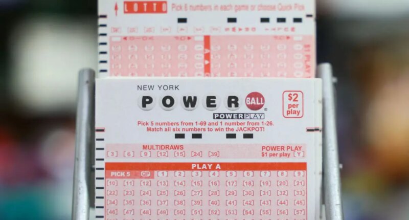 Arkansas Powerball player claims $1.82B jackpot — second-largest prize in US history — and chooses cash option