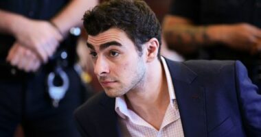 A Minnesota man was arrested and charged with impersonating an FBI agent after he tried to enter a federal jail and release suspected murderer Luigi Mangione