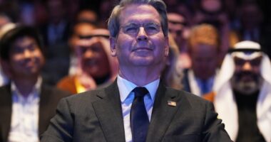 Bessent on Greenland, Tariffs, and Why Jerome Powell Is in a Pickle