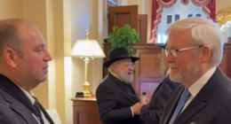 Bondi hero Ahmed al-Ahmed has met ﻿with former Prime Minister and current Australian ambassador Kevin Rudd in the latest engagement on his trip to the US.