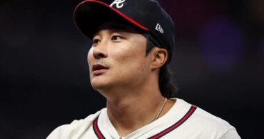 Braves' Ha-seong Kim to miss at least 4 months after falling on ice in injury crusher