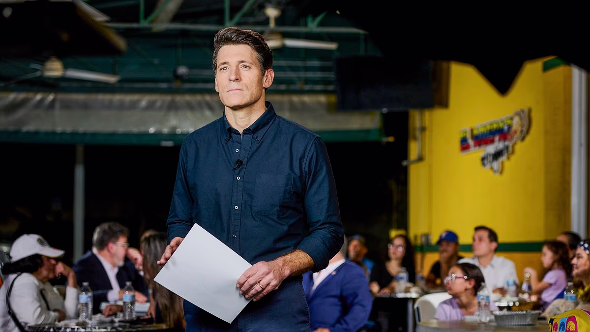 CBS offers lucrative buyouts to 'Evening News' staff