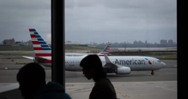 Caribbean flights canceled after US strikes Venezuela; FAA restricts airspace