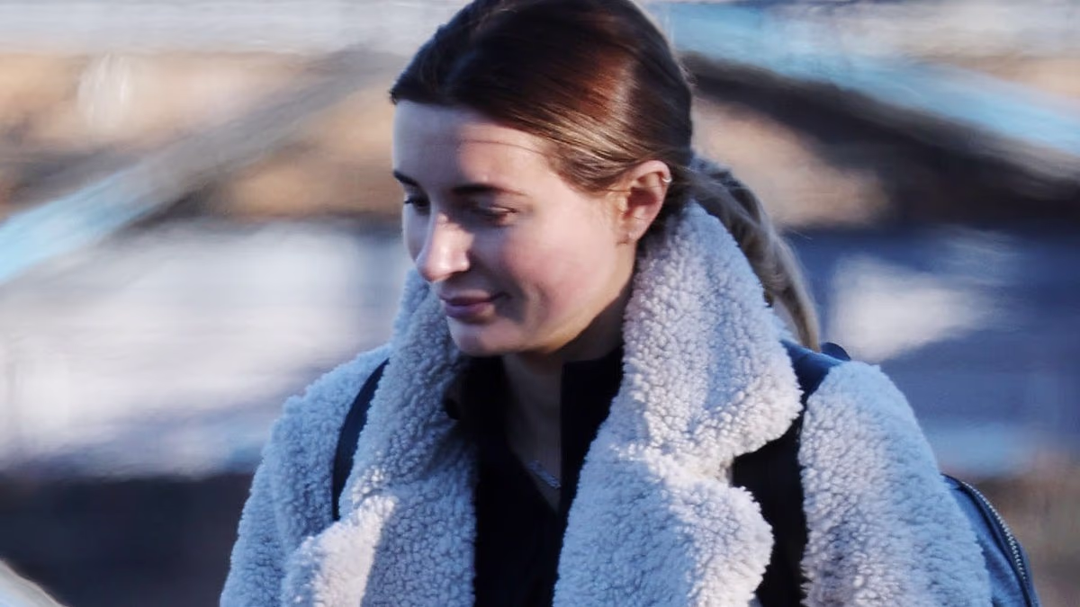 Dani Dyer heads out with her kids after being branded a 'failure'