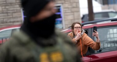 Democratic Socialists of America in NYC training thousands of activists to counter ICE: report