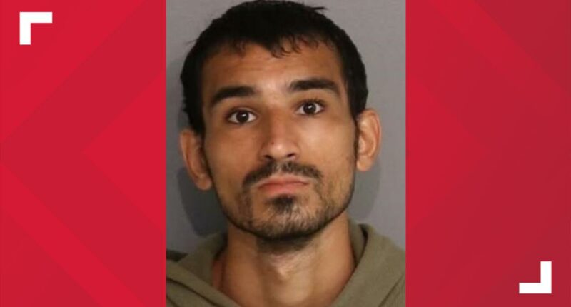 Deputies: Florida man shoots, kills 3 tourists outside home near Disney World