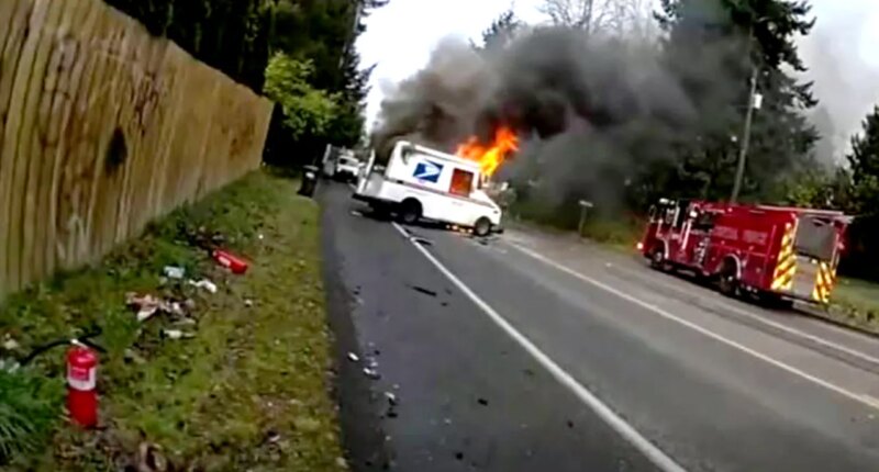 Deputy saves mail driver from burning truck in Washington: bodycam