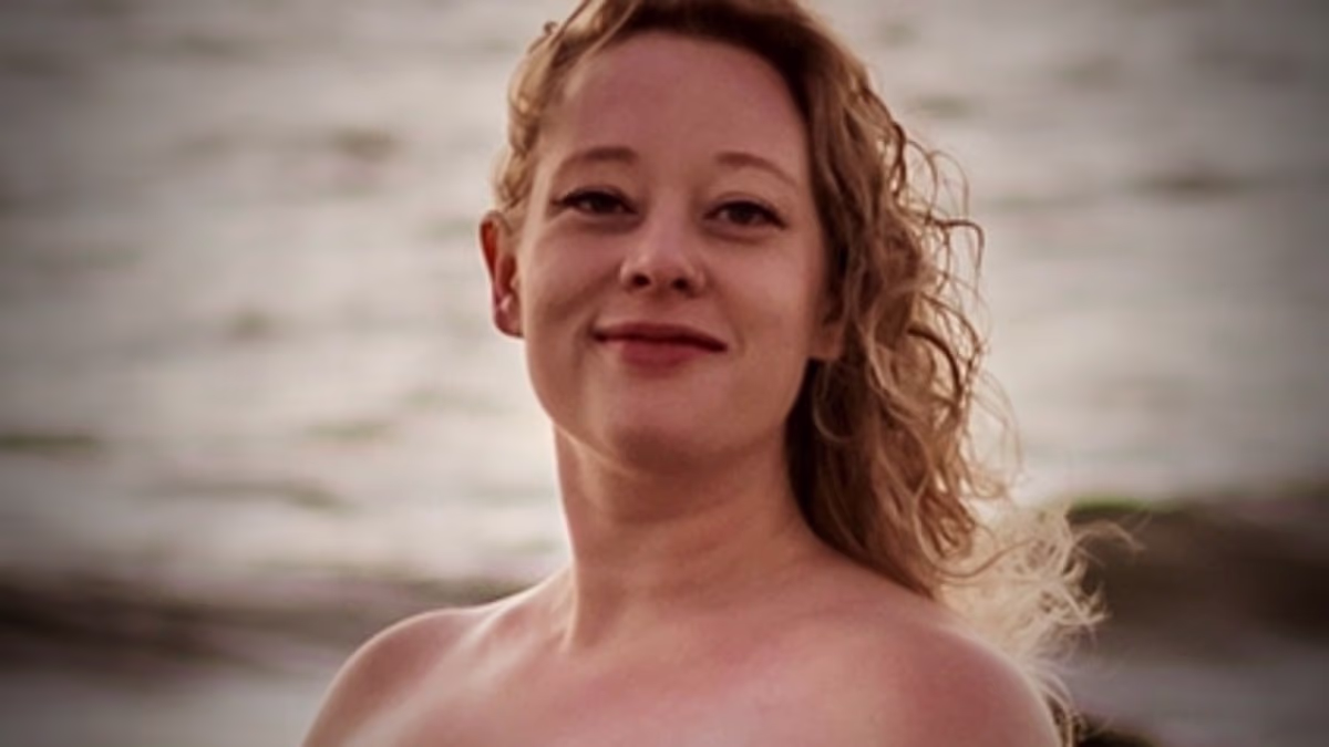 Family divided over woman killed by ICE agent while in her car