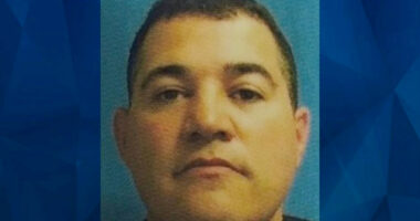 Federal Officer Charged With Killing Man in Chokehold During Bar Fight