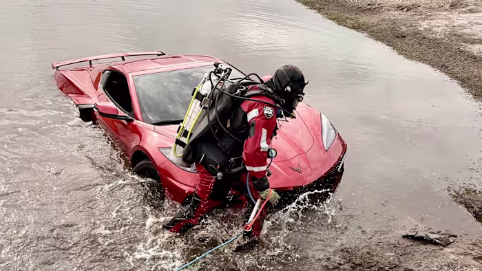 Fire crews find Corvette in Orange County pond