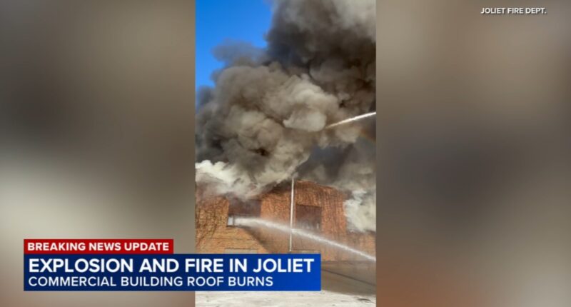 Firefighters battle fire on Eastern Avenue in Joliet at Union Signs and Printing location; 2 injured, officials say | Video