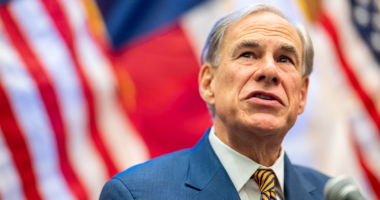 Gov Abbott issues disaster declaration to prevent screwworm fly infestation from spreading into Texas