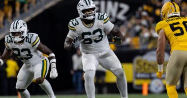 Green Bay Packers offensive tackle Rasheed Walker arrested on gun possession charge at LaGuardia Airport in New York City