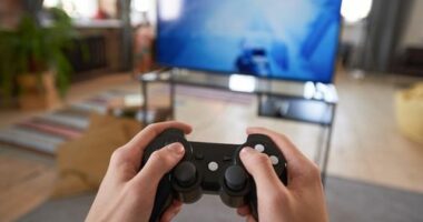 How much video gaming is too much? Study pinpoints health limit