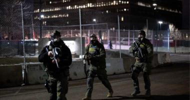 ICE agent who shot Renee Good suffered internal bleeding, officials say