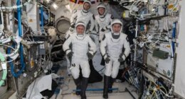 In first medical evacuation, NASA sends 4 astronauts back to Earth