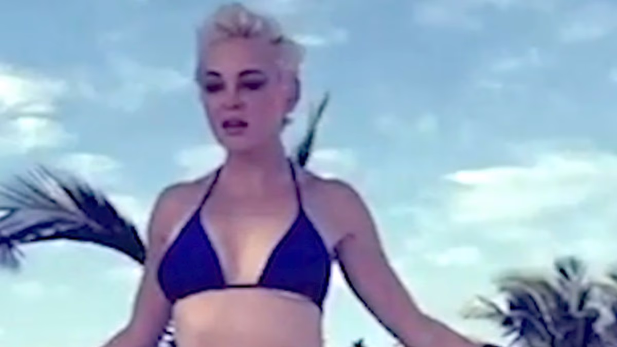 Inside Rose McGowan's life in Mexico after escaping 'toxic' Hollywood