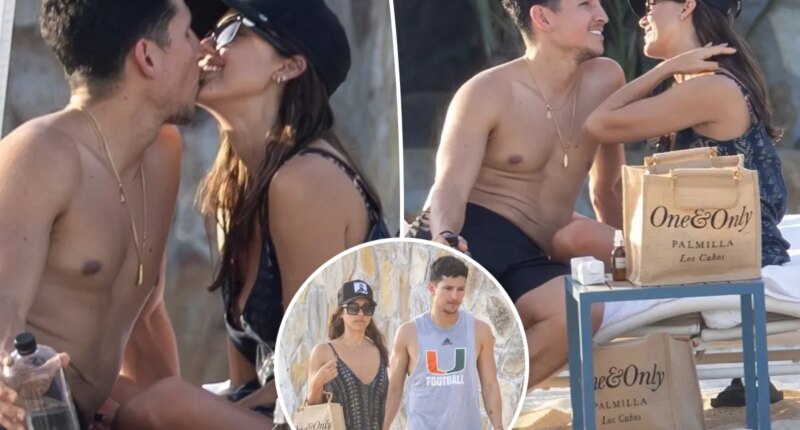 Jessica Alba and Danny Ramirez kiss during Mexico beach vacation