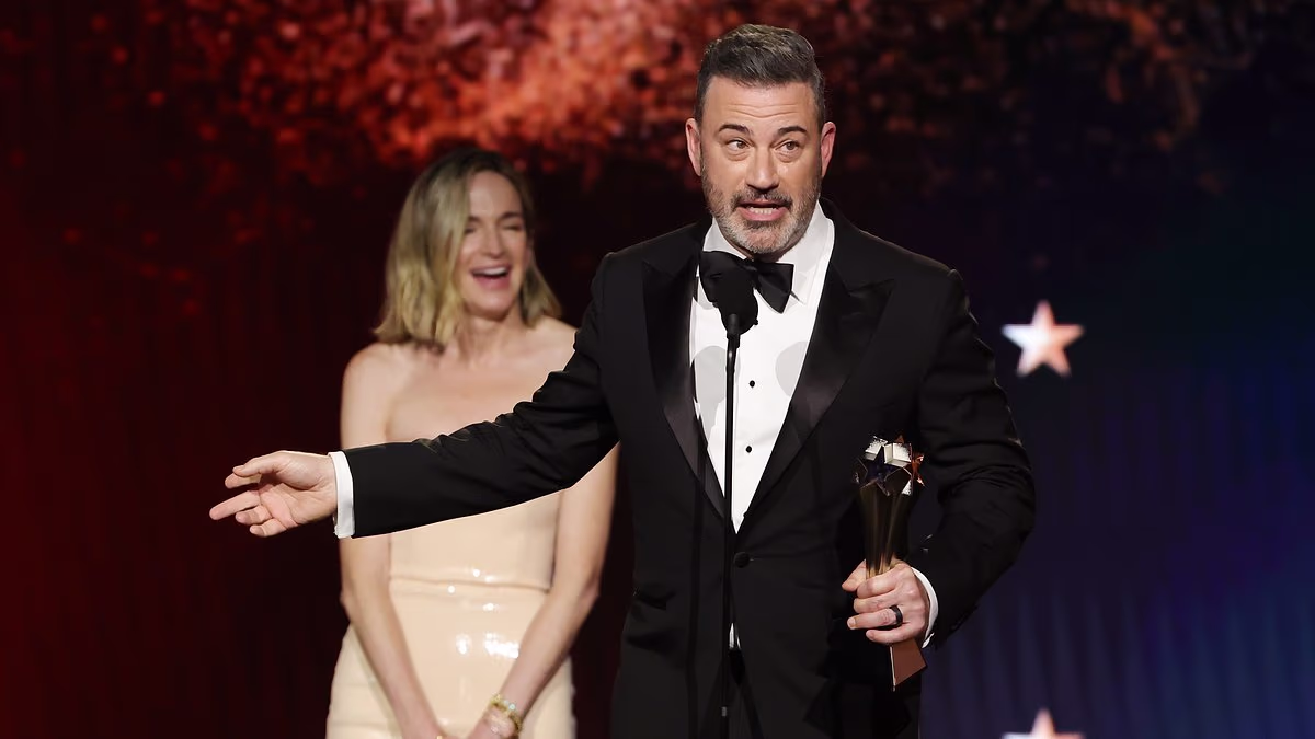 Jimmy Kimmel roasts Trump and praises  'free speech'