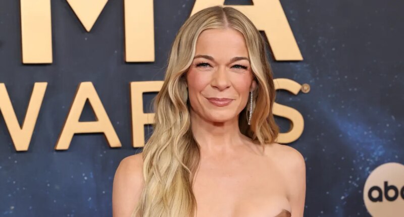 LeAnn Rimes Undergoes $10K Treatment to Clear 'Micro-Toxins' From Her Body