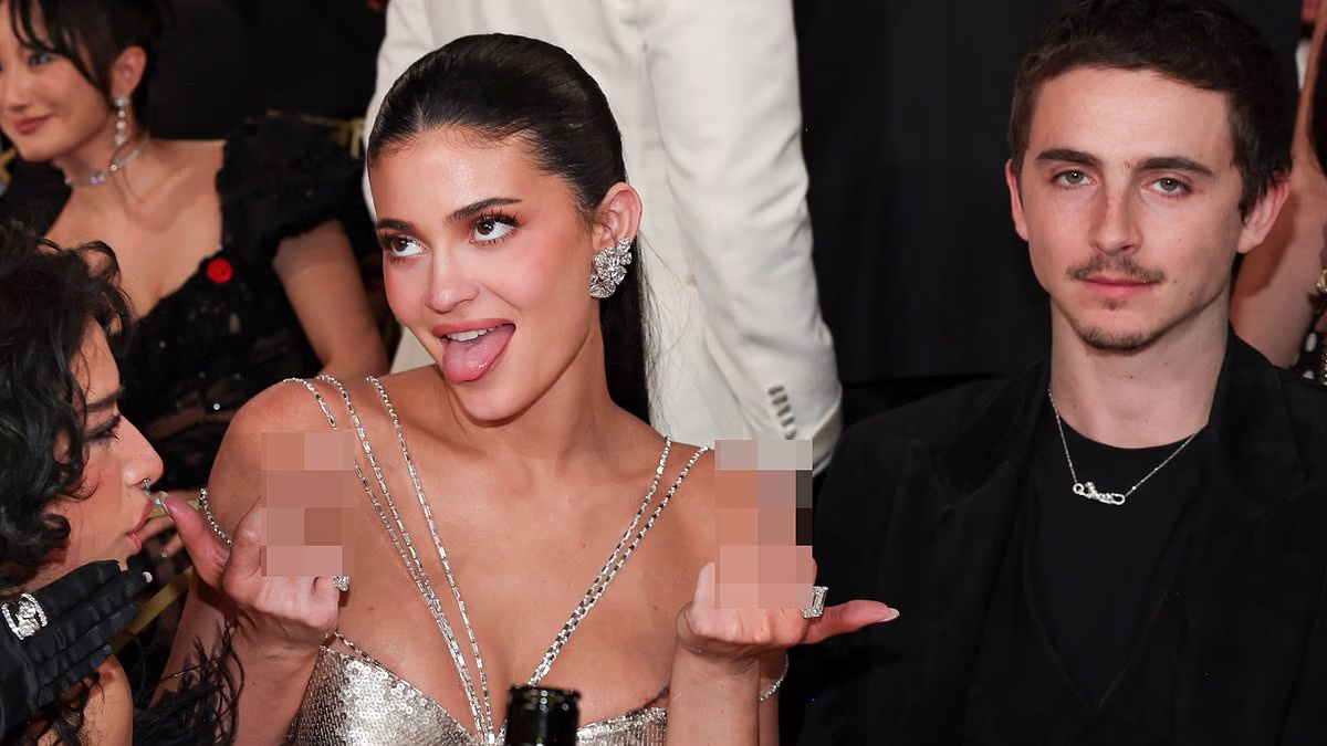 Leonardo DiCaprio dominates Golden Globes 2026 viral moments