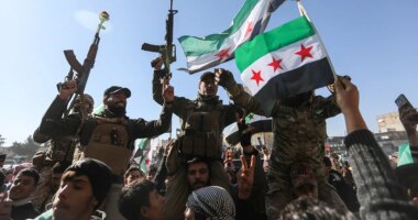 Lindsey Graham says 'strong consensus' to protect Kurds as Syrian forces advance on territory