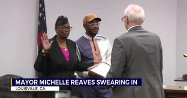 Louisville holds swearing in ceremony for new Mayor Michelle Reaves