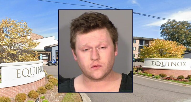 Man told rideshare driver his phone was covered in 'fish guts' after stabbing father-son duo: Police