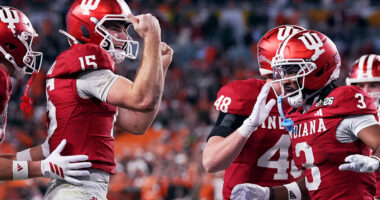 Miami vs. Indiana: Hoosiers completes undefeated season, wins 1st national title, beating Hurricanes 27-21 in CFP final