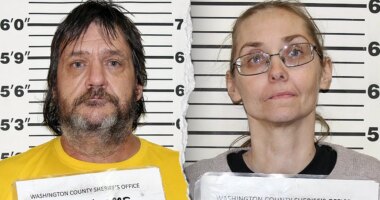 Missouri couple accused of locking teens in chicken pen, shooting them with BB guns in abuse case