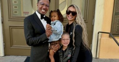 NICK CANNON GETS SPECIAL VISIT FROM DAUGHTER WITH ALYSSA SCOTT ON THE MASKED SINGER SET
