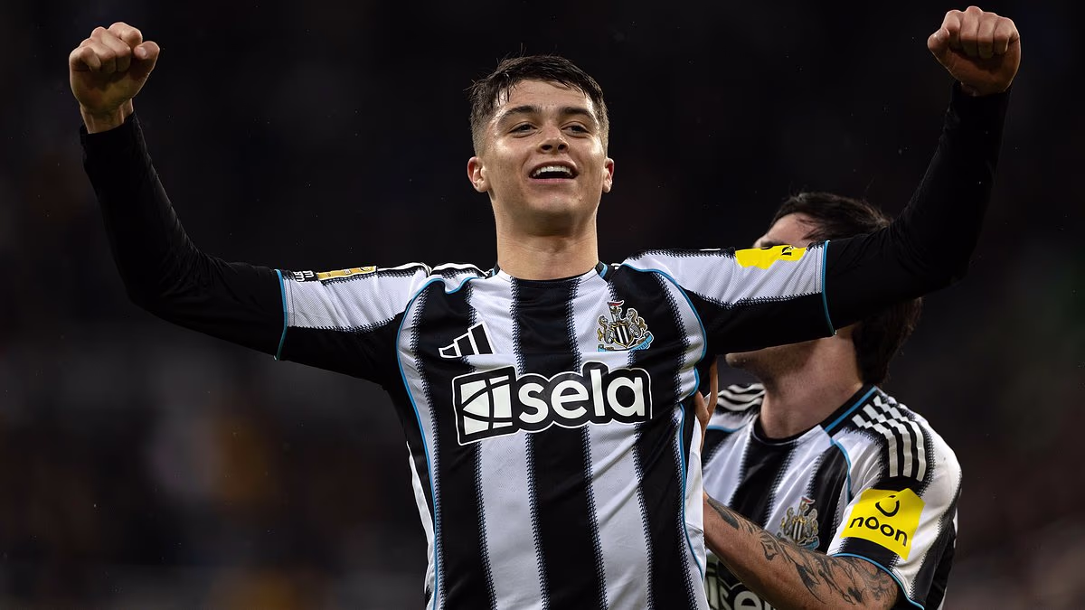 Newcastle Confidential: Lewis Miley one of five Toon stars on England radar, why club have set aside £25m transfer fund, Fabian Schar and Dan Burn injury return updates and the young centre back being scouted