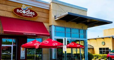 Noodles & Company plans dozens more closures in 2026