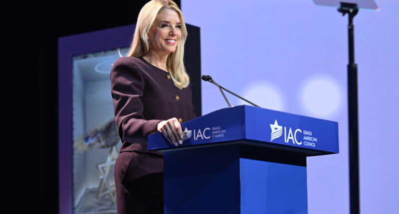 Pam Bondi's Former Friends Aren't Staying Quiet About Her Any Longer