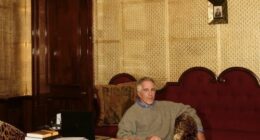 An American photographer ﻿was booked to capture Jeffrey Epstein for a story in 2015, but he has only now revealed how he received threats and intimidation to kill the piece.