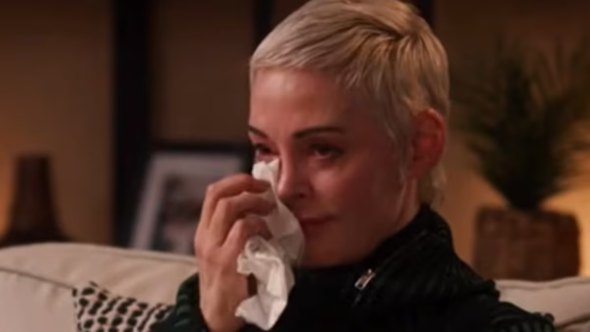 Rose McGowan suspects Weinstein is serving prison sentence in mansion