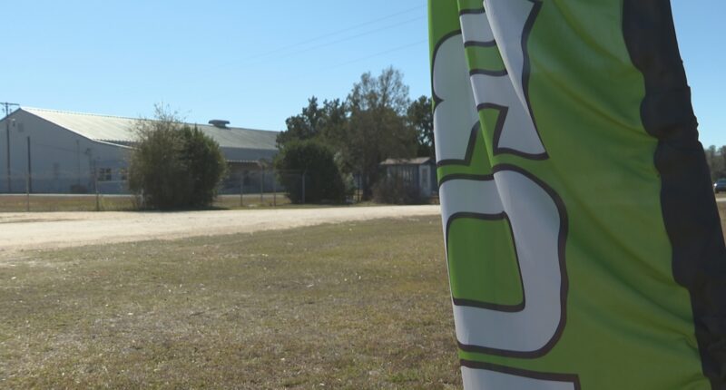 Shoppers weigh in as plans for Bradford County ICE facility move forward