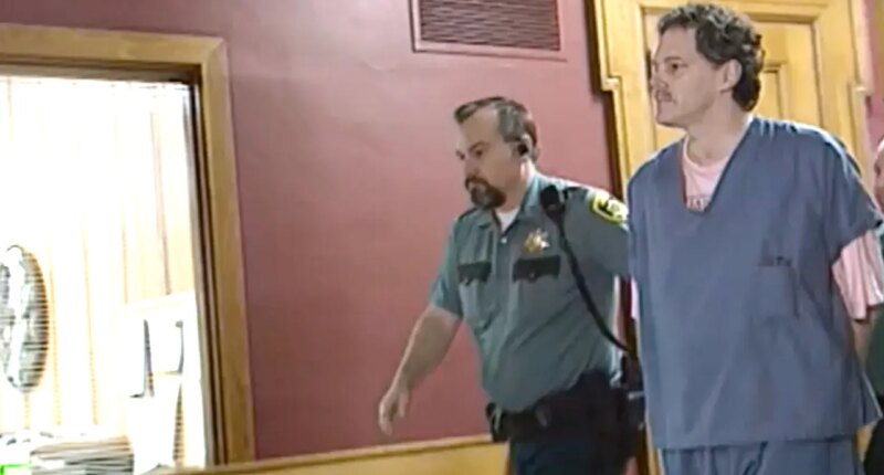 'Starry Night Murderer' allegedly terrorizing people after early prison release, parole violations