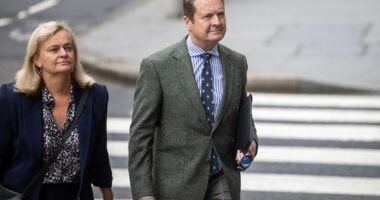 Sydney private school headmaster steps down after secret courtroom deal