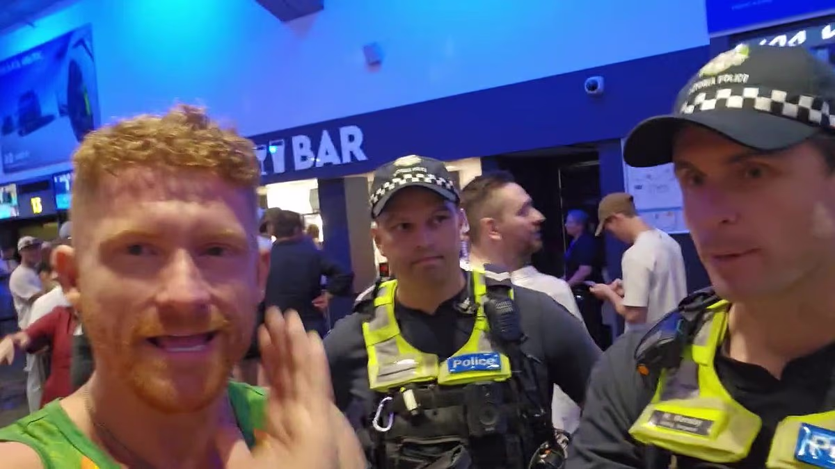 Tennis super fan who went viral for Emma Raducanu support is EVICTED from Australian Open by police during Alex de Minaur match