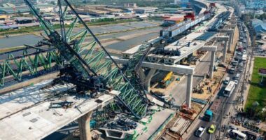 Construction crane collapse Thailand