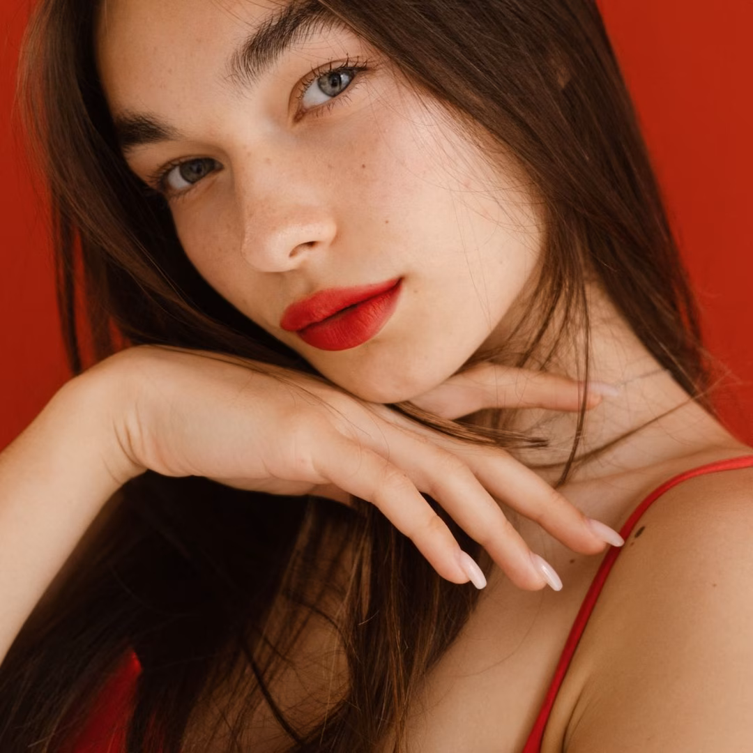 The Most Romantic Pink & Red Lip Combos to Wear This Valentine’s Day