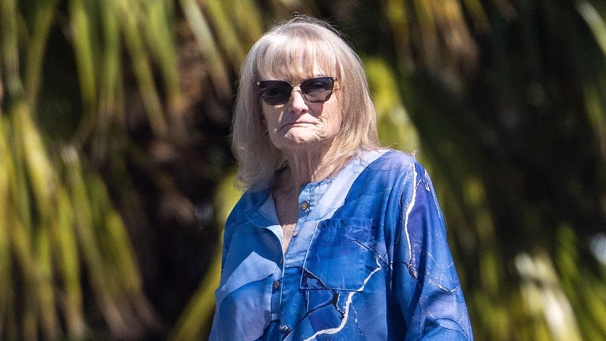 The reclusive life of Michael Jackson's ex-wife Debbie Rowe