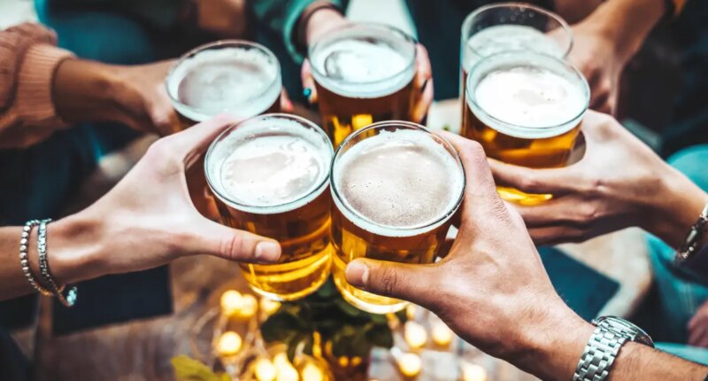 The top non-alcoholic beers that actually taste like beer, according to experts