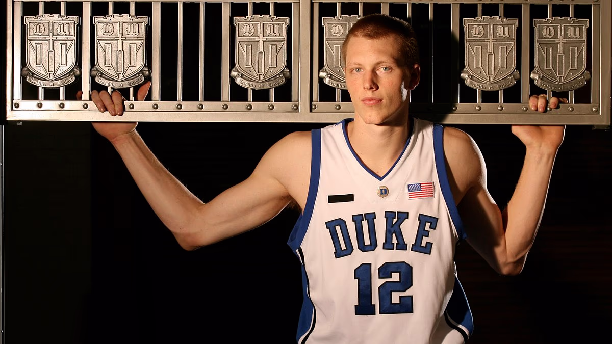 Troubled ex-Duke, NBA player says he's 'homeless' in disturbing video