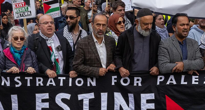 Trump pressures UK over Hamas-linked figure as US intel flags potential terror threat