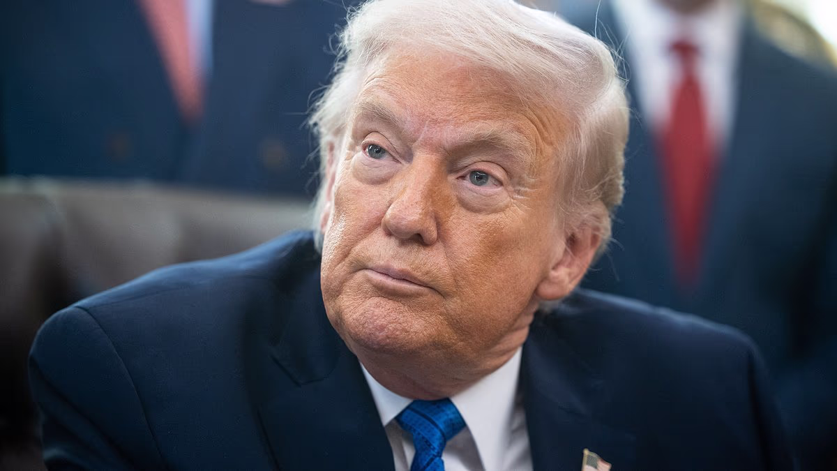 Trump says billions stolen in Minnesota as he threatens Ilhan Omar
