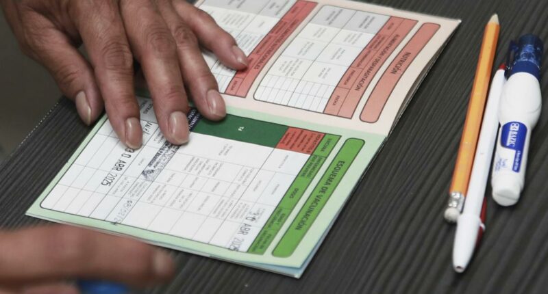 US measles cases topped 2,000 in 2025, highest total in more than 30 years