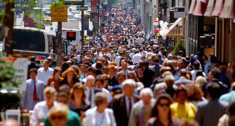 US population growth at post-COVID low amid decline in net international migration