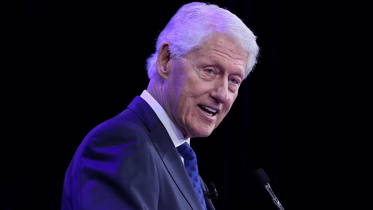 Where is Bush? Bill Clinton joins Obama to condemn Minneapolis